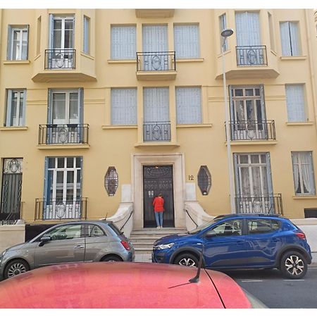 Extraordinaire Grand Studio Au Centre 6 Minutes A Pied De La Plage Et L'Hotel Negresco Nice Eksteriør billede
